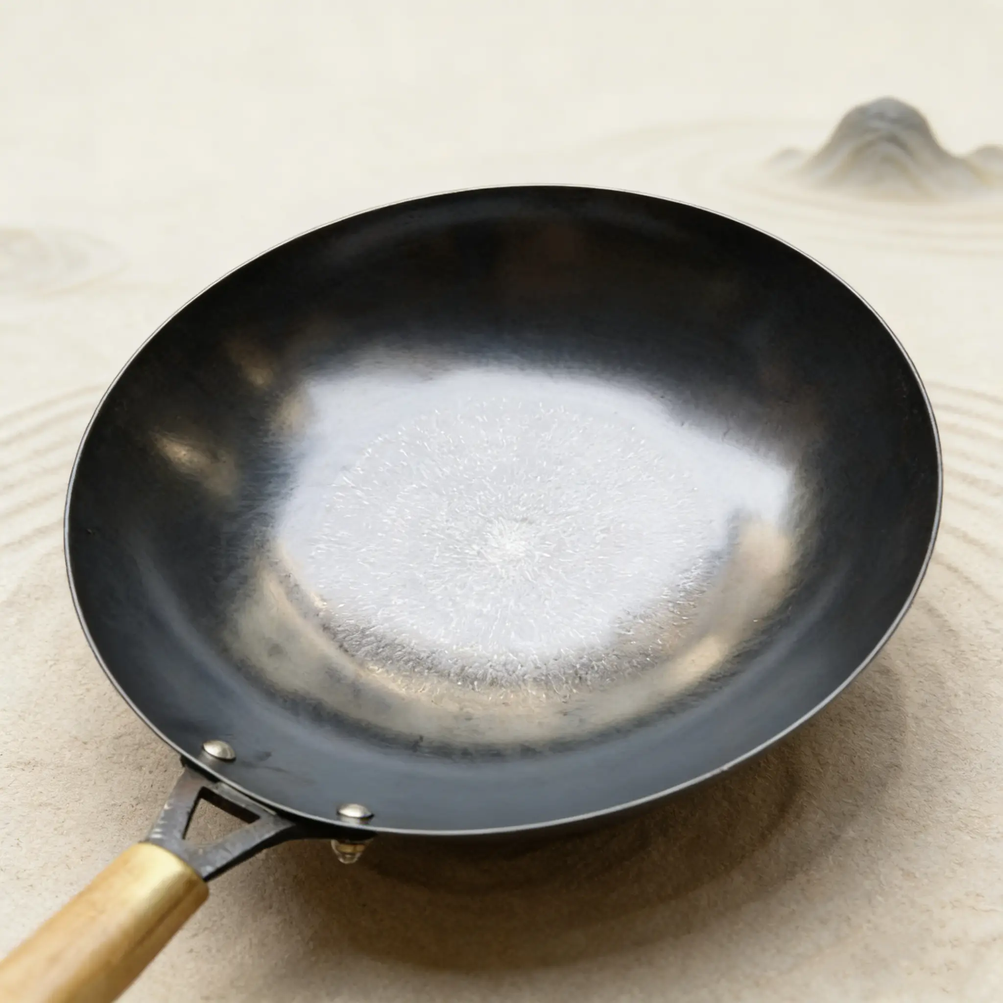 止躁·轻逸圆底炒锅